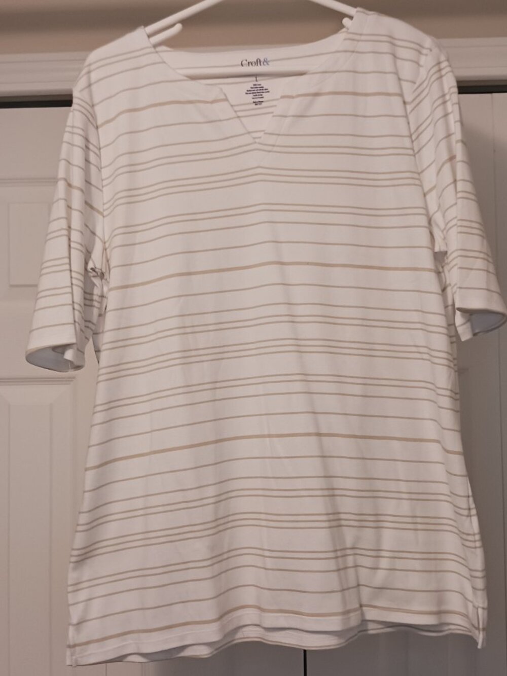 #200 3/$18 - Croft & Barrow Tan/White Long Sleeve Top Size L